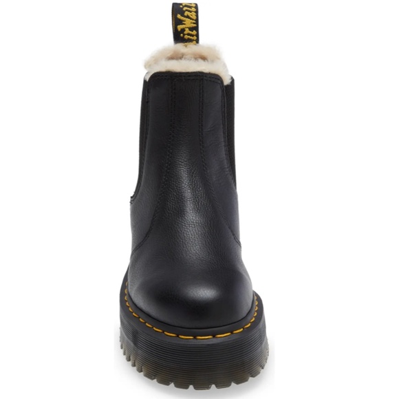 NEW $210 DR. MARTENS 2976 Quad Faux Fur Chelsea Boot in size 9 UK / 11 US! - Picture 4 of 6